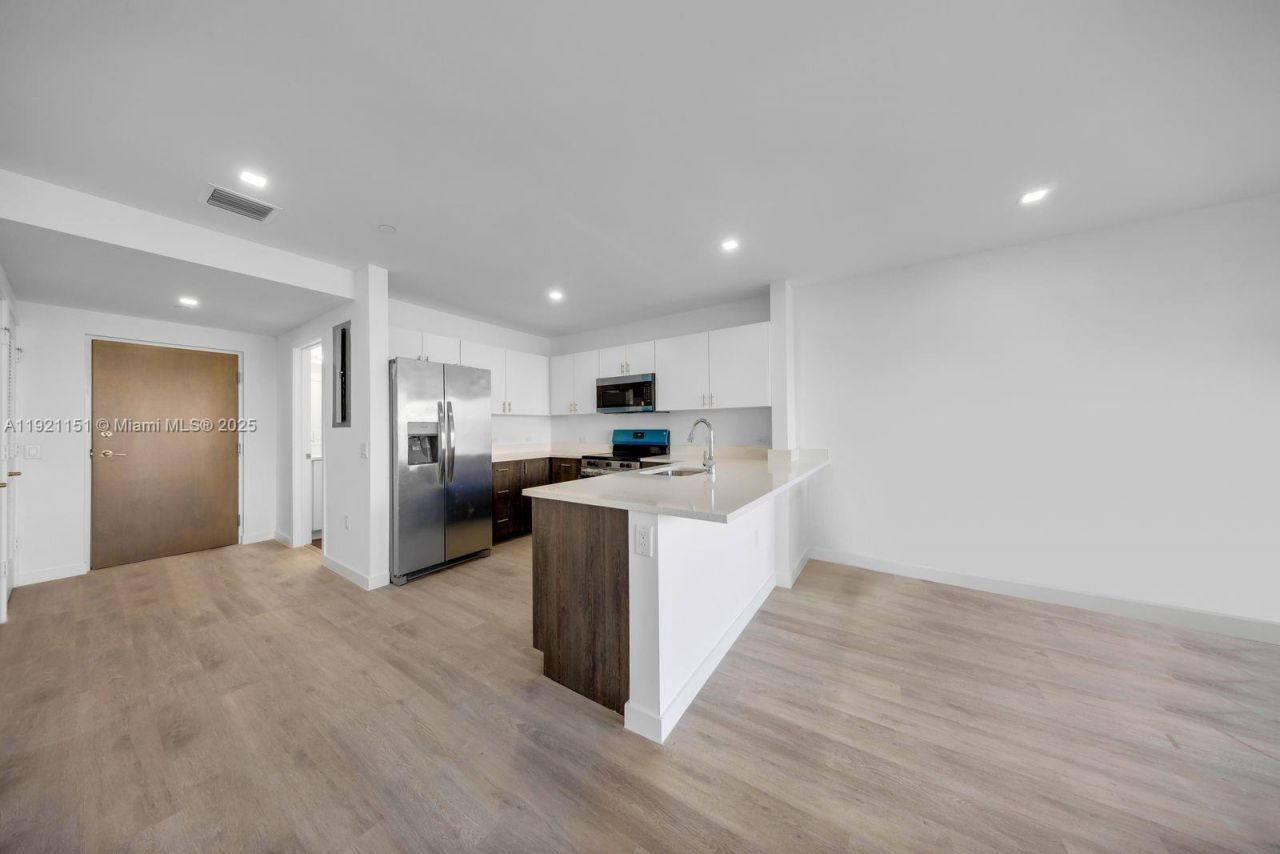 20 NE 19th Ave, Unit 210, Pompano Beach, FL 33060 Photo