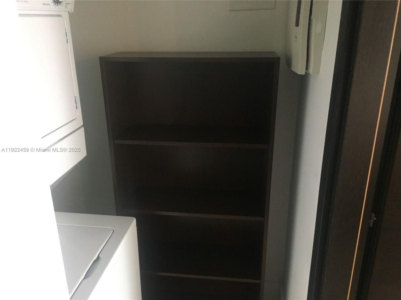 6000 Collins Ave, Unit 521, Miami Beach, FL 33140 Photo