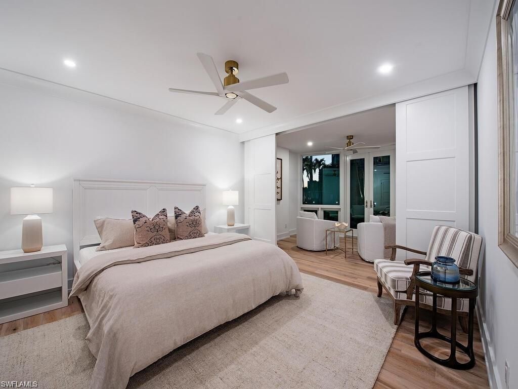 400 Park Shore Dr, Unit 102, Naples, FL 34103 Photo