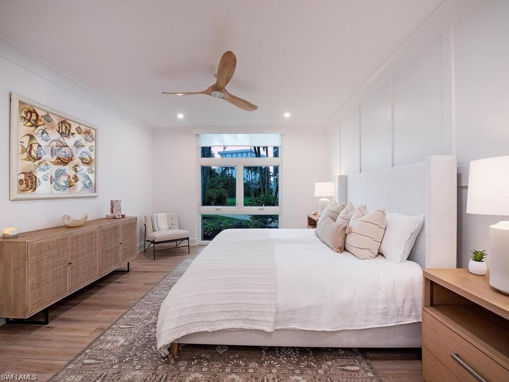 400 Park Shore Dr, Unit 102, Naples, FL 34103 Photo