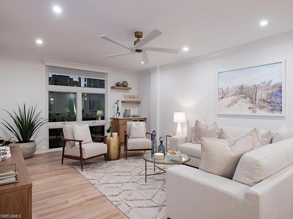 400 Park Shore Dr, Unit 102, Naples, FL 34103 Photo