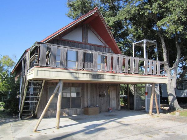 154 Dursette Street, Golden Meadow, LA 70357