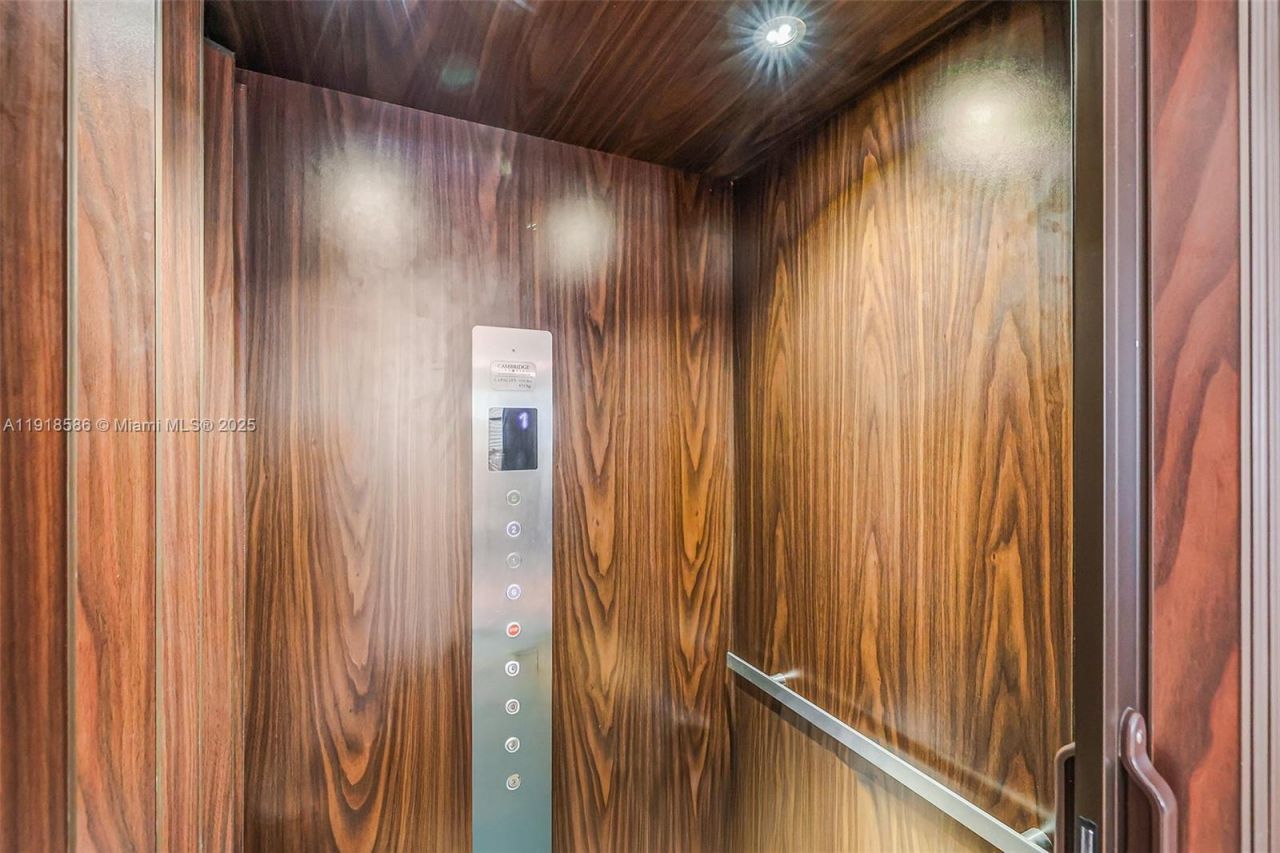 641 Santander Ave, Unit 3, Coral Gables, FL 33134 Photo