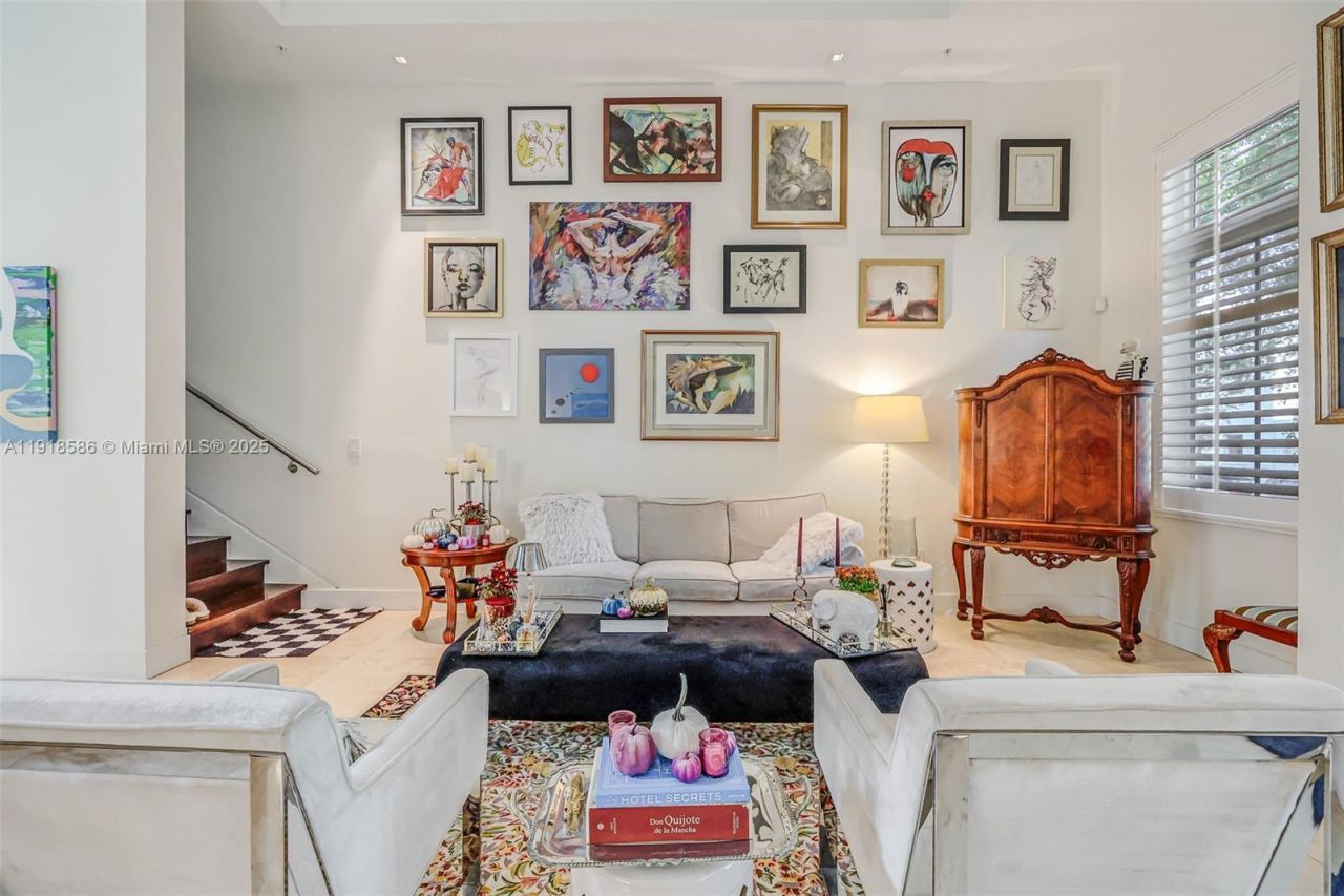 641 Santander Ave, Unit 3, Coral Gables, FL 33134 Photo