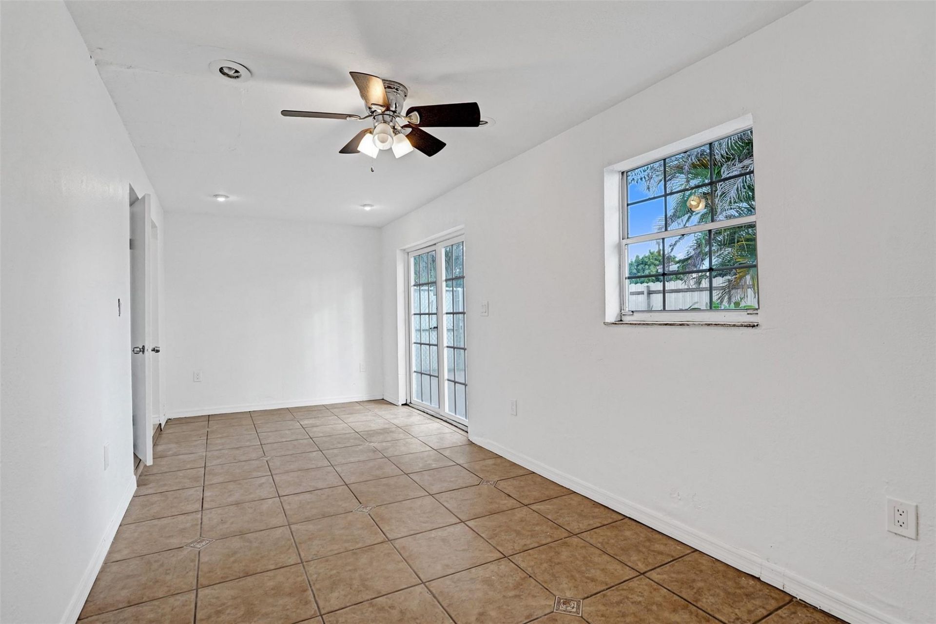 16920 NW 53rd Ave, Miami Gardens, FL 33055 Photo