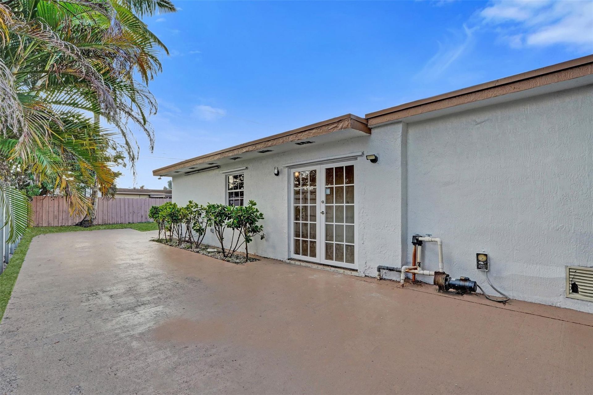 16920 NW 53rd Ave, Miami Gardens, FL 33055 Photo