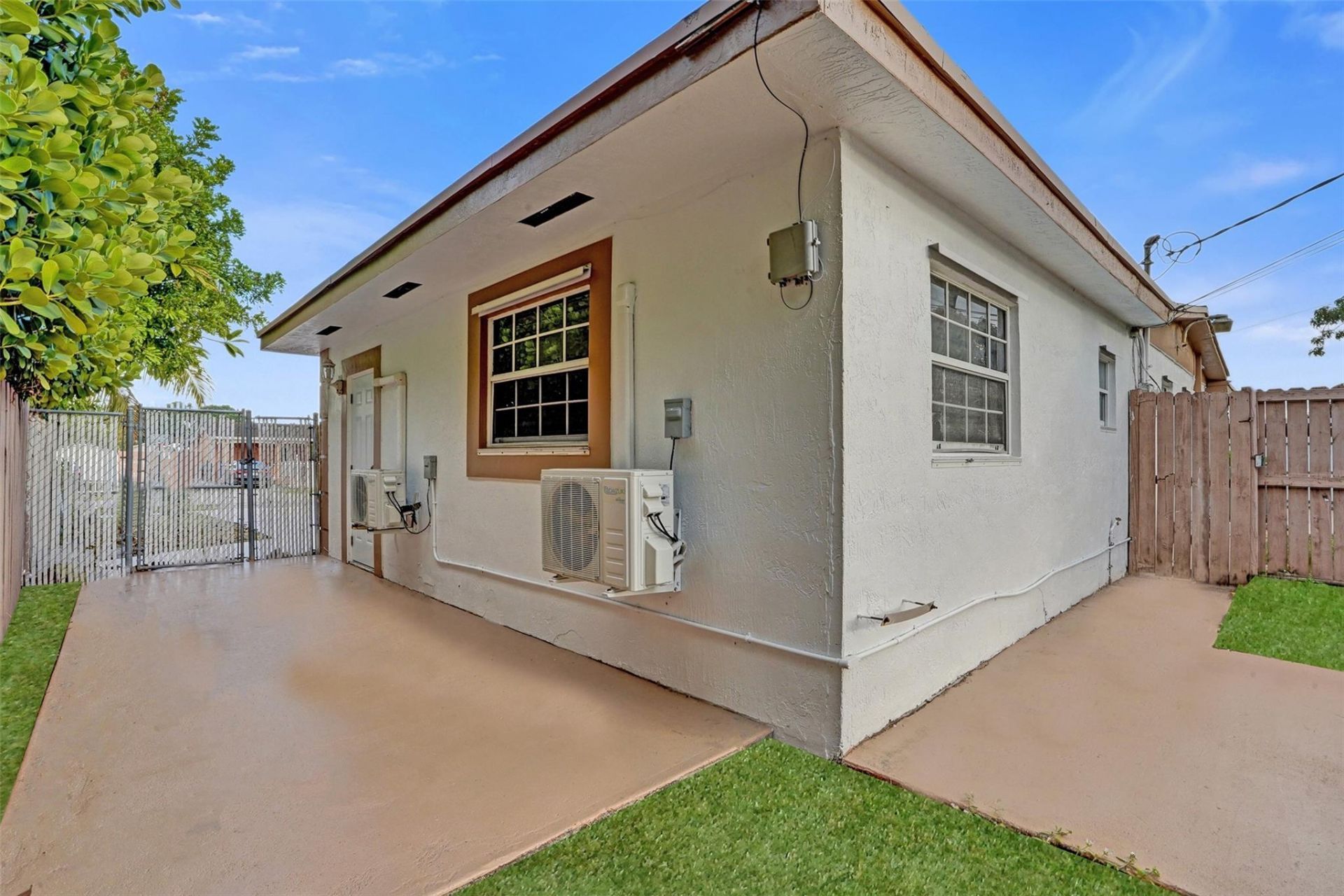 16920 NW 53rd Ave, Miami Gardens, FL 33055 Photo