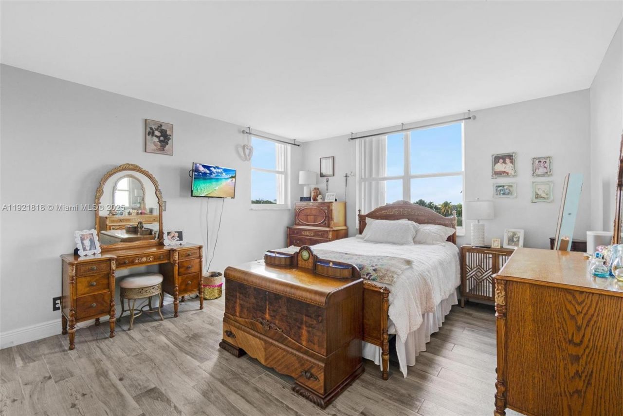 3210 SE 10th St, Unit 4D, Pompano Beach, FL 33062 Photo