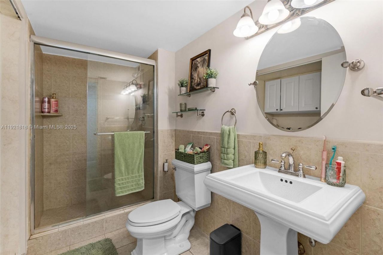 3210 SE 10th St, Unit 4D, Pompano Beach, FL 33062 Photo