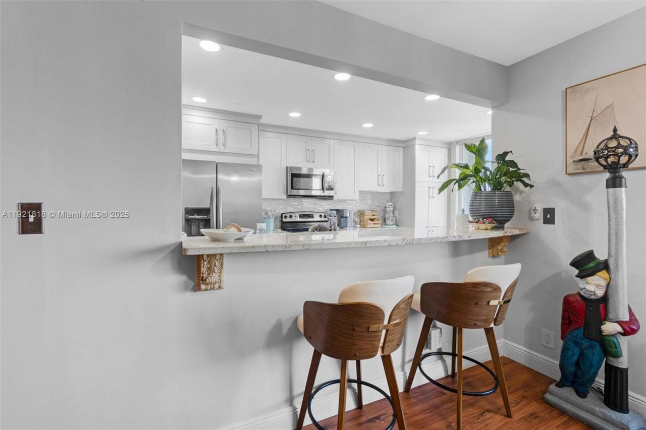 3210 SE 10th St, Unit 4D, Pompano Beach, FL 33062 Photo