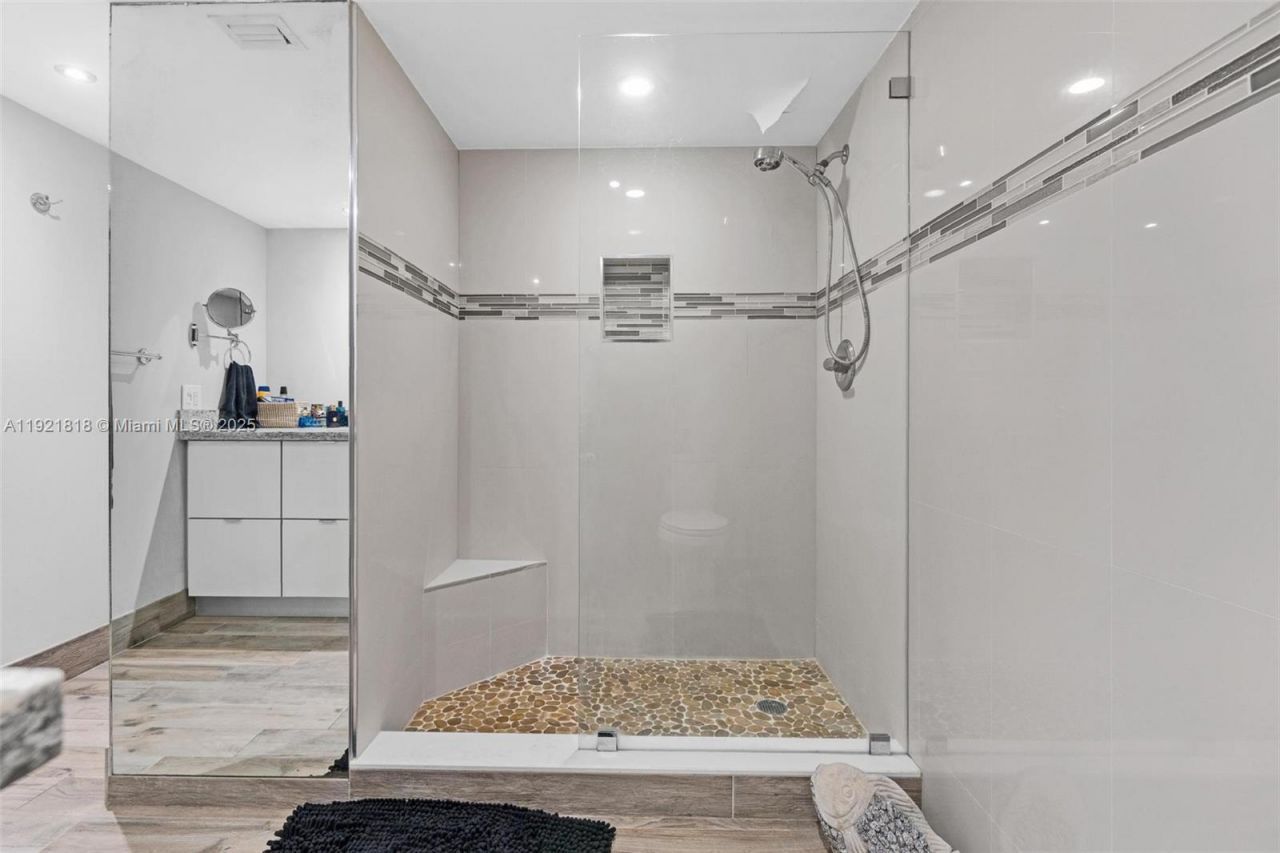 3210 SE 10th St, Unit 4D, Pompano Beach, FL 33062 Photo