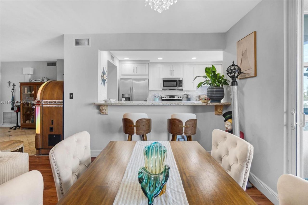 3210 SE 10th St, Unit 4D, Pompano Beach, FL 33062 Photo