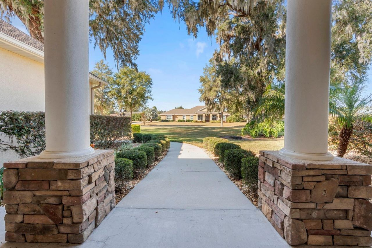 827 John Cressler Drive, Seffner, FL 33584 Photo