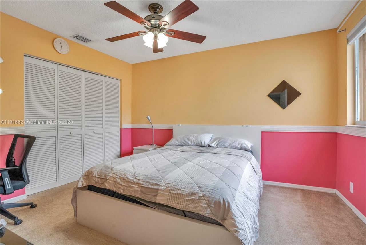 636 Sand Creek Cir, Weston, FL 33327 Photo