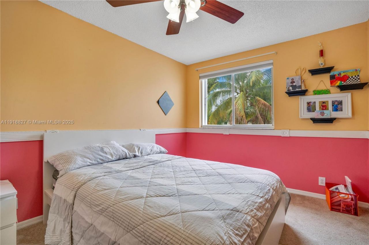 636 Sand Creek Cir, Weston, FL 33327 Photo