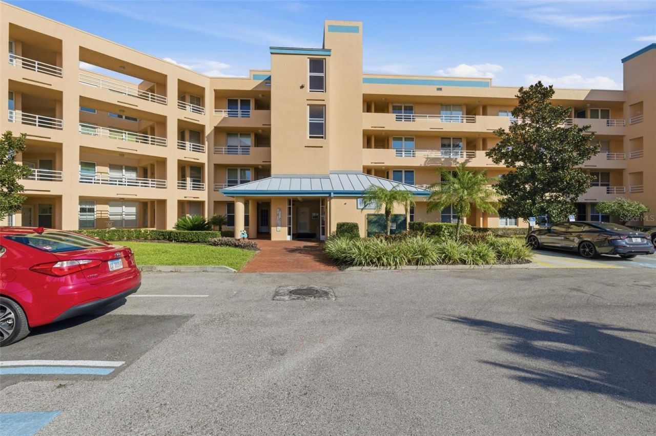 4530 Pinebrook Circle, Unit 301, Bradenton, FL 34209 Photo