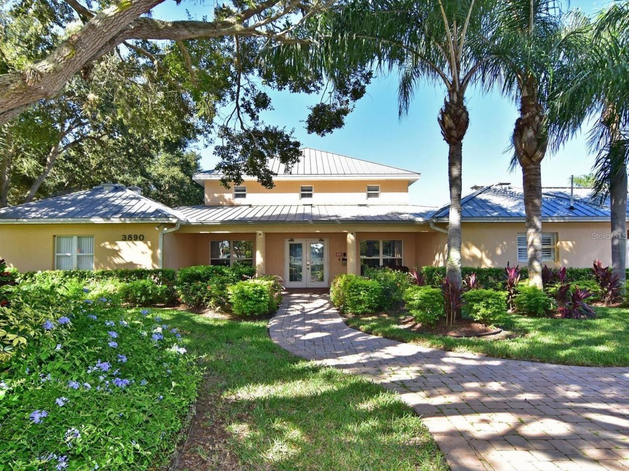 4530 Pinebrook Circle, Unit 301, Bradenton, FL 34209 Photo