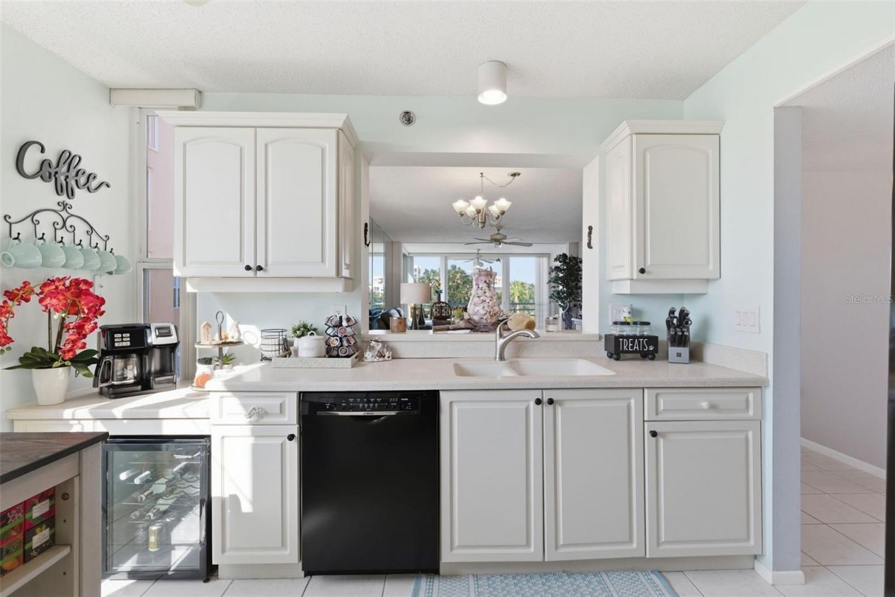 4530 Pinebrook Circle, Unit 301, Bradenton, FL 34209 Photo