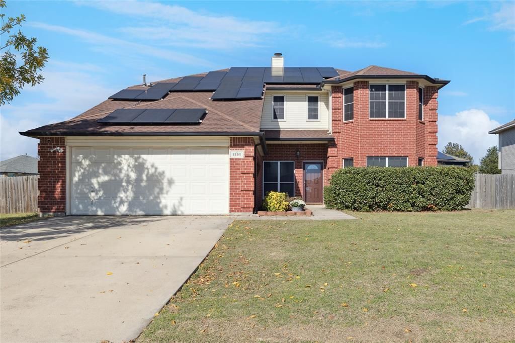 1116 Grand Central Parkway, Saginaw, TX 76131 Main Photo