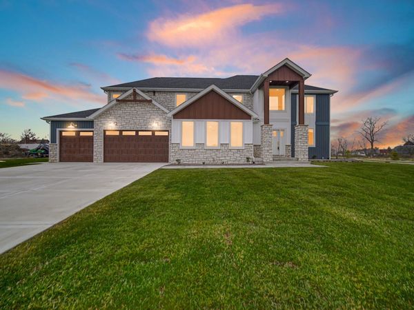 7382 Brookhaven Drive, Crown Point, IN 46307