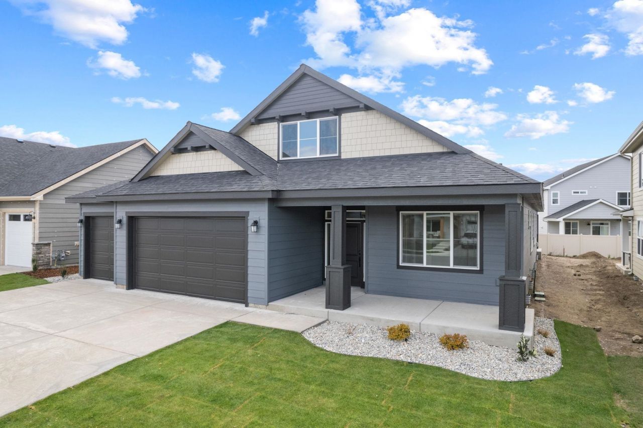 2625 N Rydal Ln, Liberty Lake, WA 99019 Main Photo