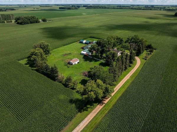 725 110th Street, Sherburn, MN 56171