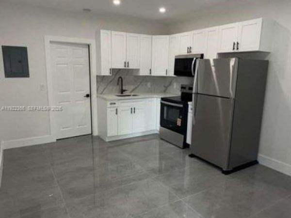 935 Jefferson Ave, Unit 6, Miami Beach, FL 33139
