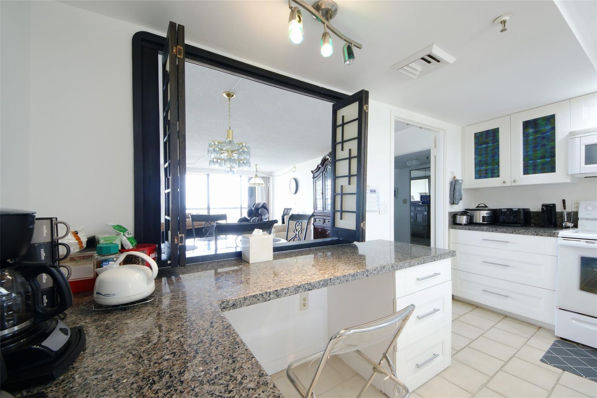 2480 Presidential Way, Unit 1103, West Palm Beach, FL 33401 Photo