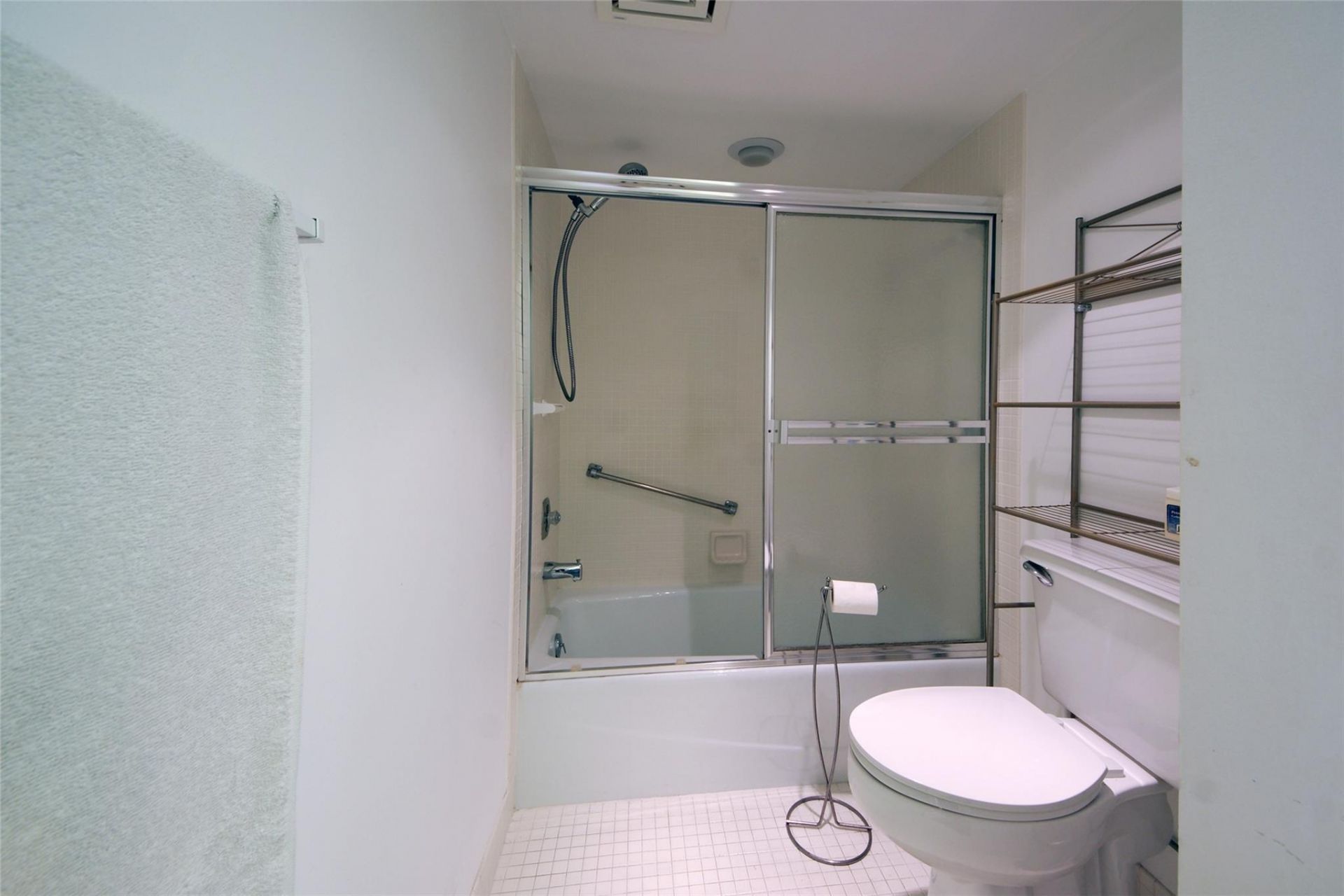 2480 Presidential Way, Unit 1103, West Palm Beach, FL 33401 Photo