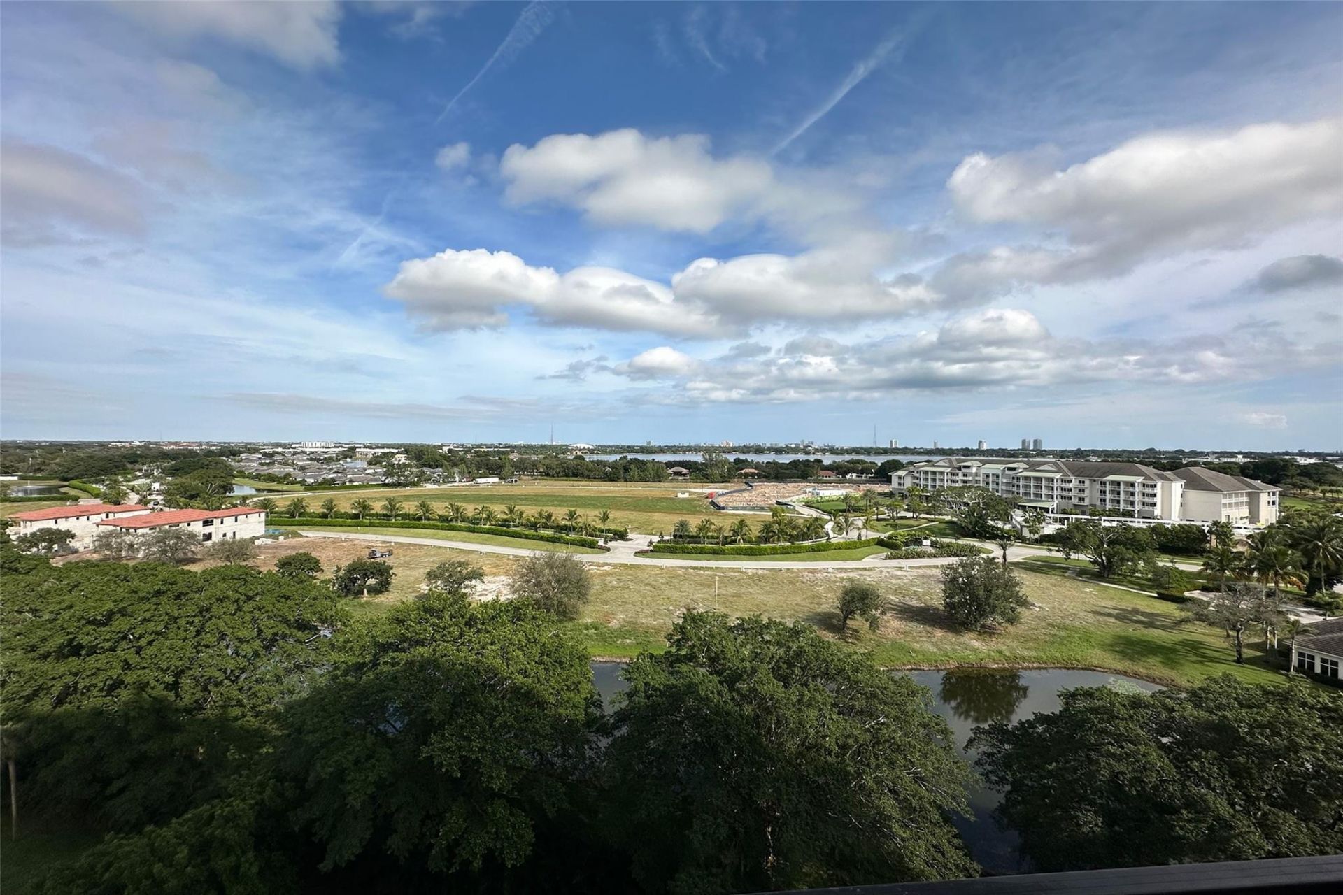 2480 Presidential Way, Unit 1103, West Palm Beach, FL 33401 Photo