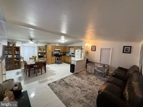 181 COOKSTOWN NEW EGYPT ROAD, Unit B37, WRIGHTSTOWN, NJ 08562