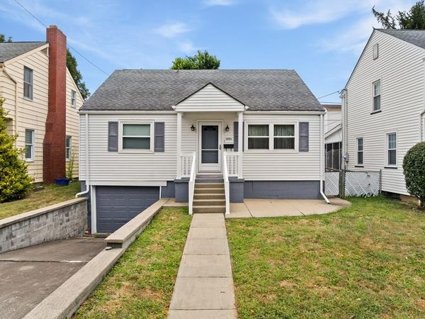 1451 Nottaway Dr, Wheeling, WV 20003