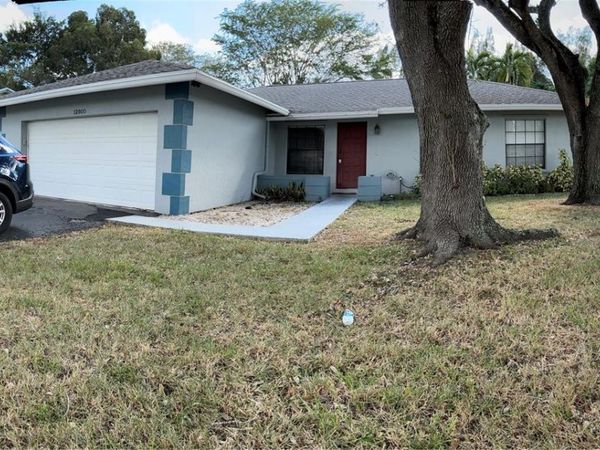 12900 SW 13th Manor, Davie, FL 33325