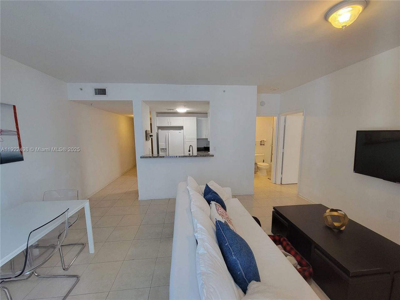 185 SE 14th Ter, Unit 1101, Miami, FL 33131 Photo