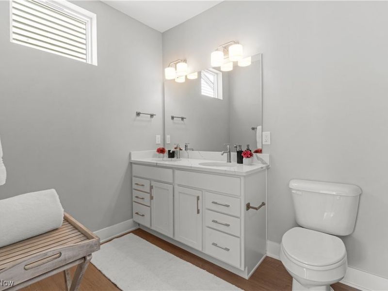 3611 Bailey Avenue, Unit 53, Cleveland, OH 44113 Photo 29