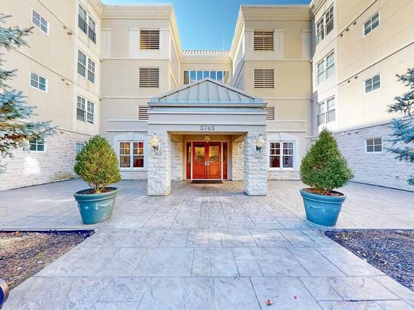 5745 Newbank Circle, Unit 202, Dublin, OH 43017