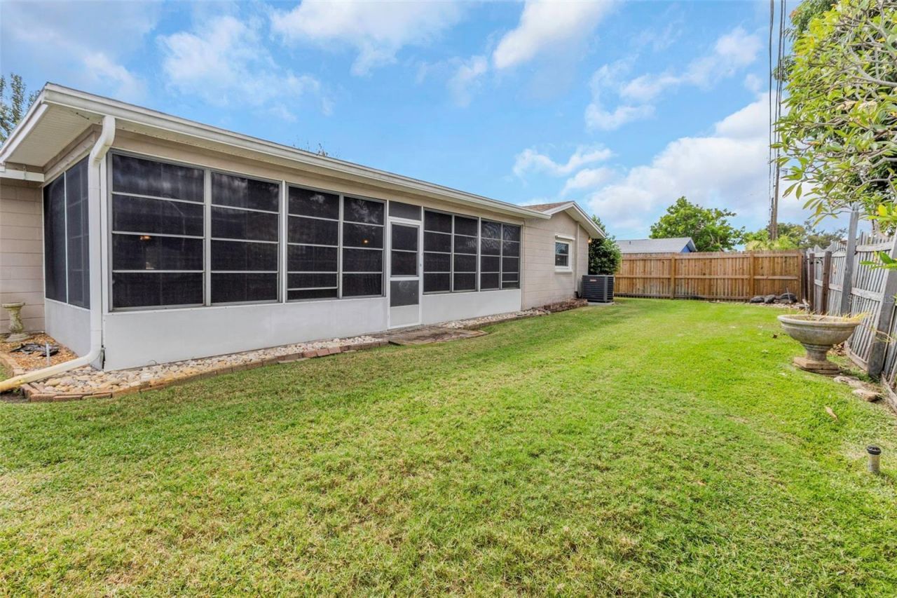 1773 63rd Avenue S, Saint Petersburg, FL 33712 Photo