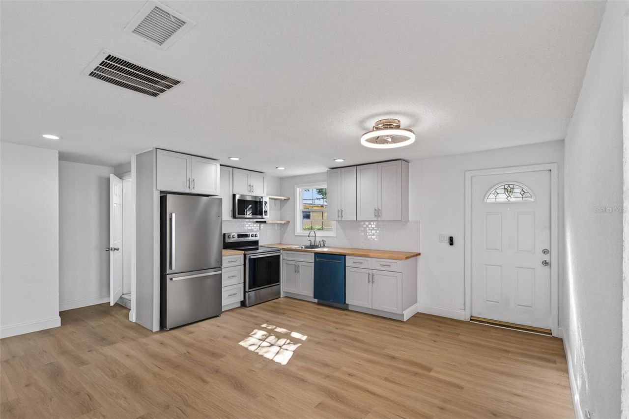 4545 12th Avenue S, Saint Petersburg, FL 33711 Photo