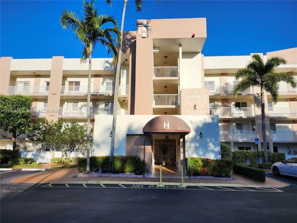 7852 Trent Dr, Unit 206, Tamarac, FL 33321