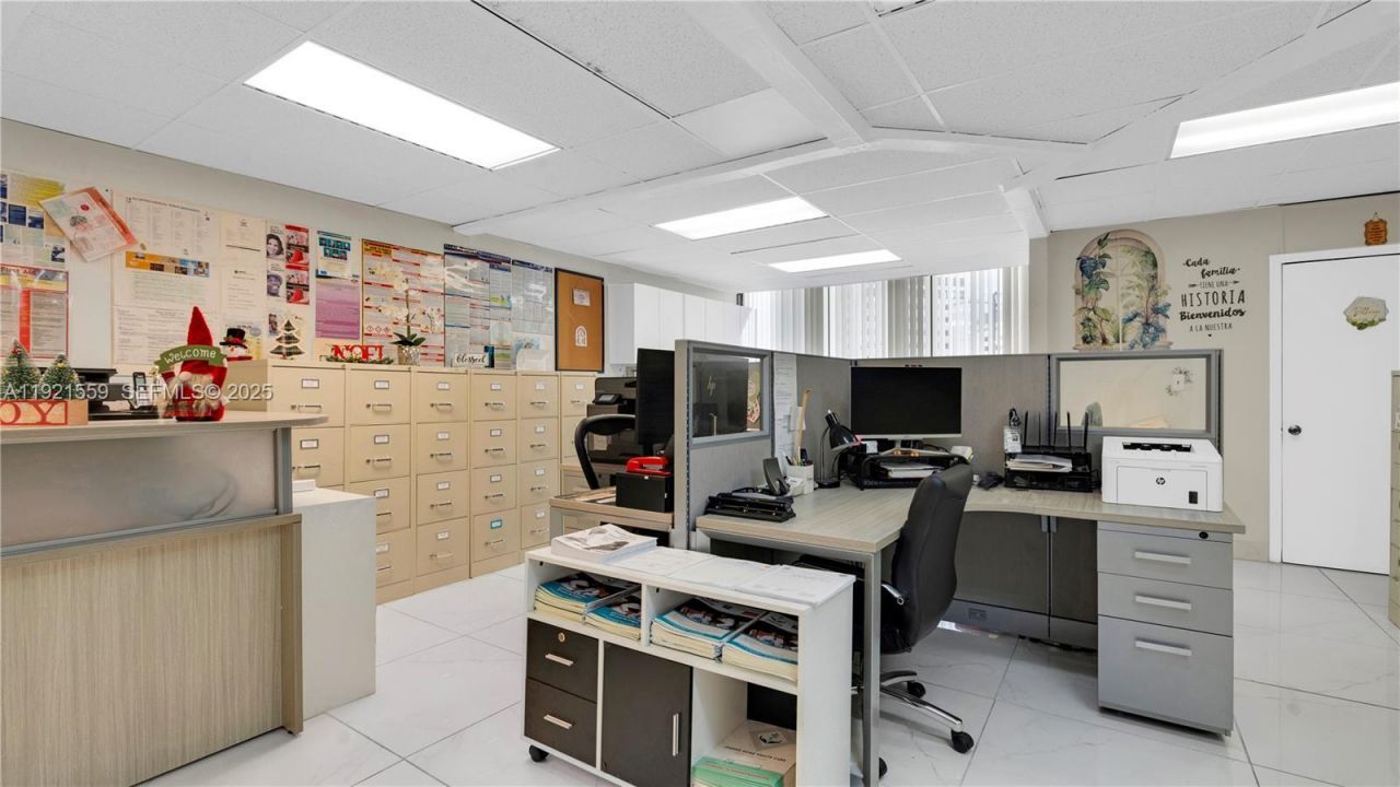 747 Ponce De Leon Blvd, Unit 410, Coral Gables, FL 33134 Photo