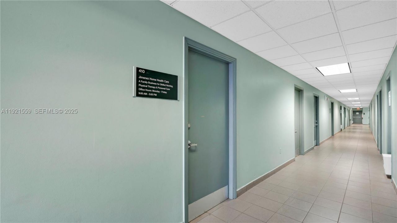 747 Ponce De Leon Blvd, Unit 410, Coral Gables, FL 33134 Photo