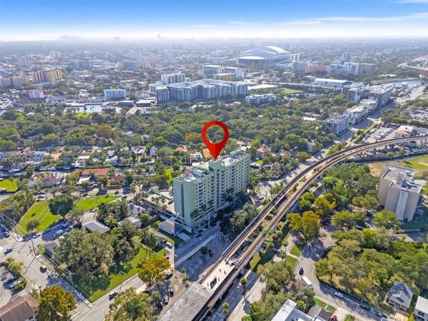 816 NW 11th St, Unit 607, Miami, FL 33136