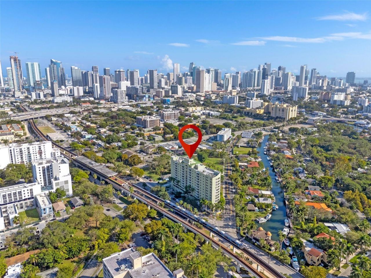 816 NW 11th St, Unit 607, Miami, FL 33136 Photo