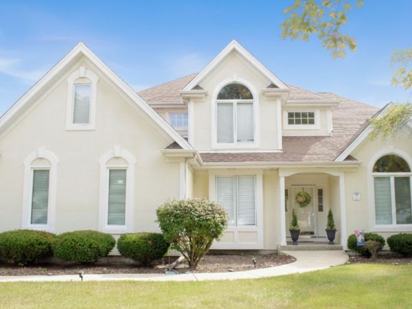 142 N Dixon Drive, Batavia, IL 60510