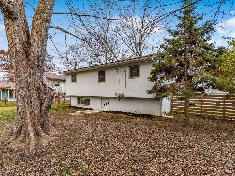 6035 Karl Road, Columbus, OH 43229 Photo 32