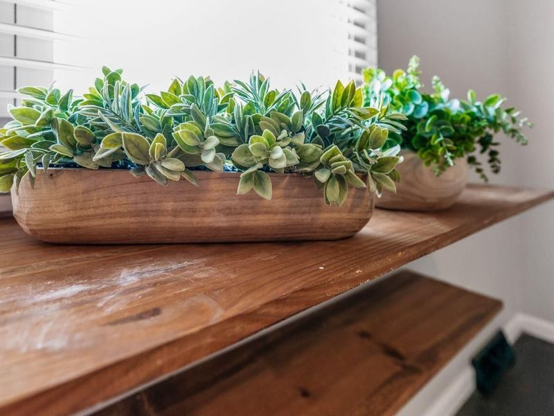 6035 Karl Road, Columbus, OH 43229 Photo 6