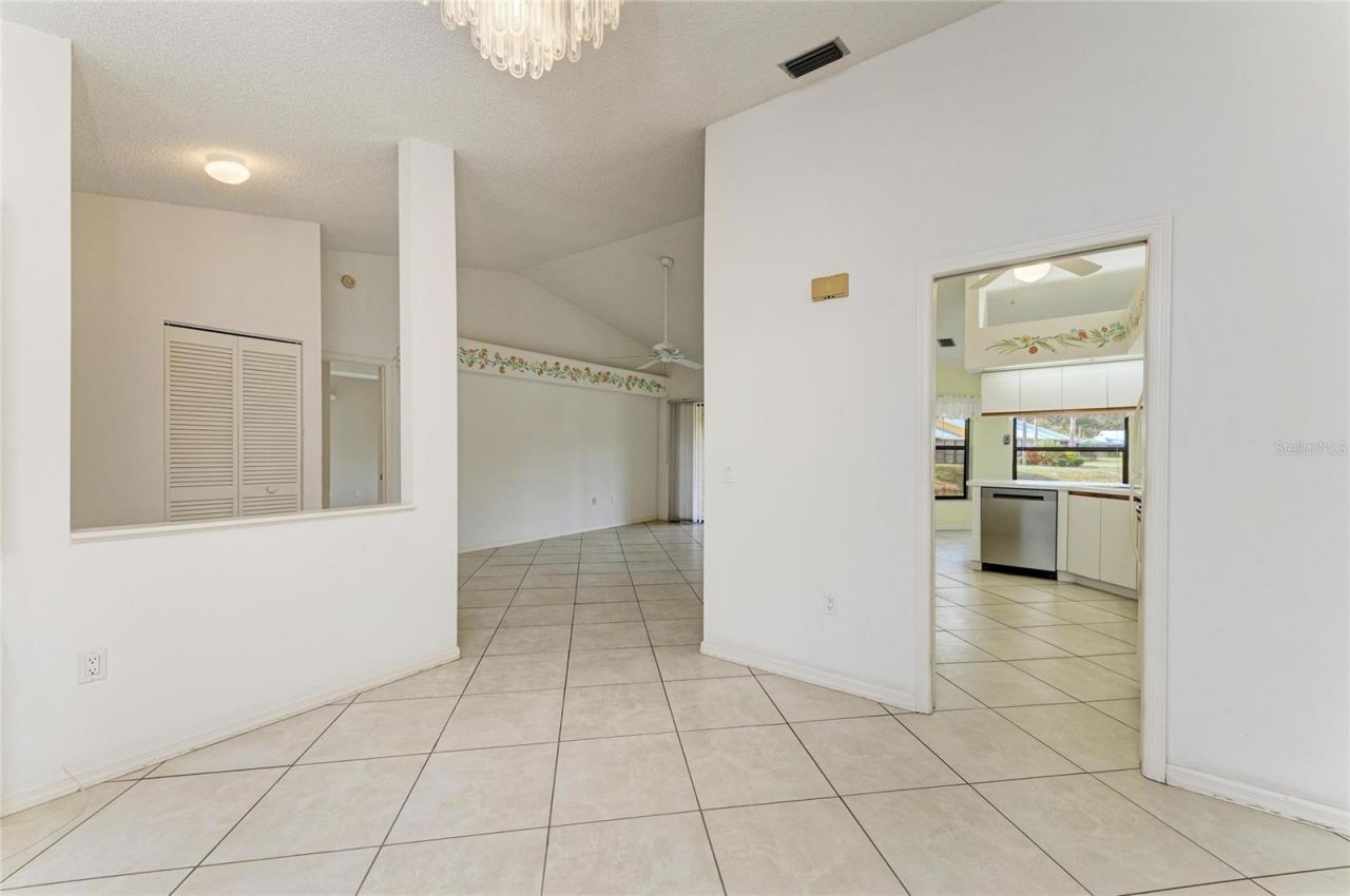 101 Southampton Place N, Unit 248, Venice, FL 34293 Photo
