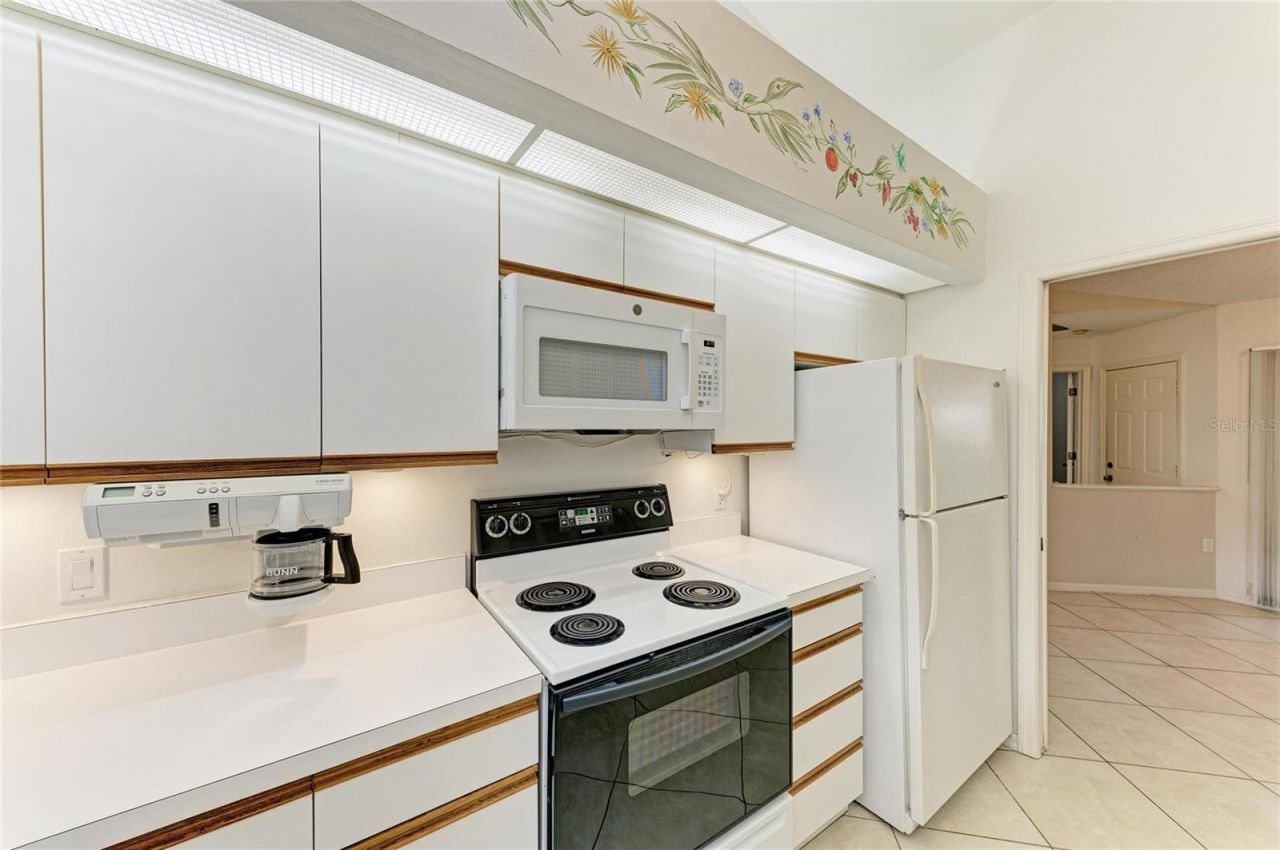 101 Southampton Place N, Unit 248, Venice, FL 34293 Photo