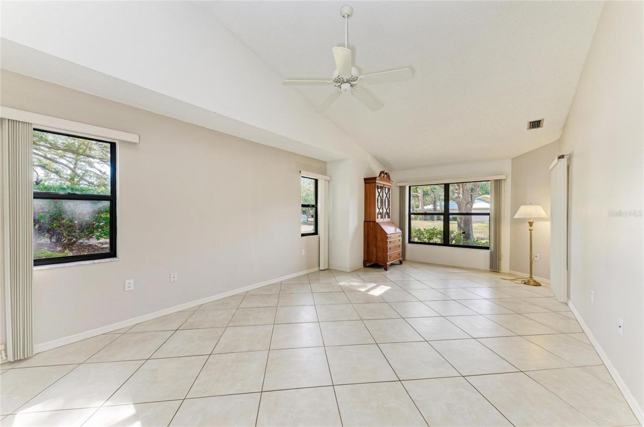 101 Southampton Place N, Unit 248, Venice, FL 34293 Photo