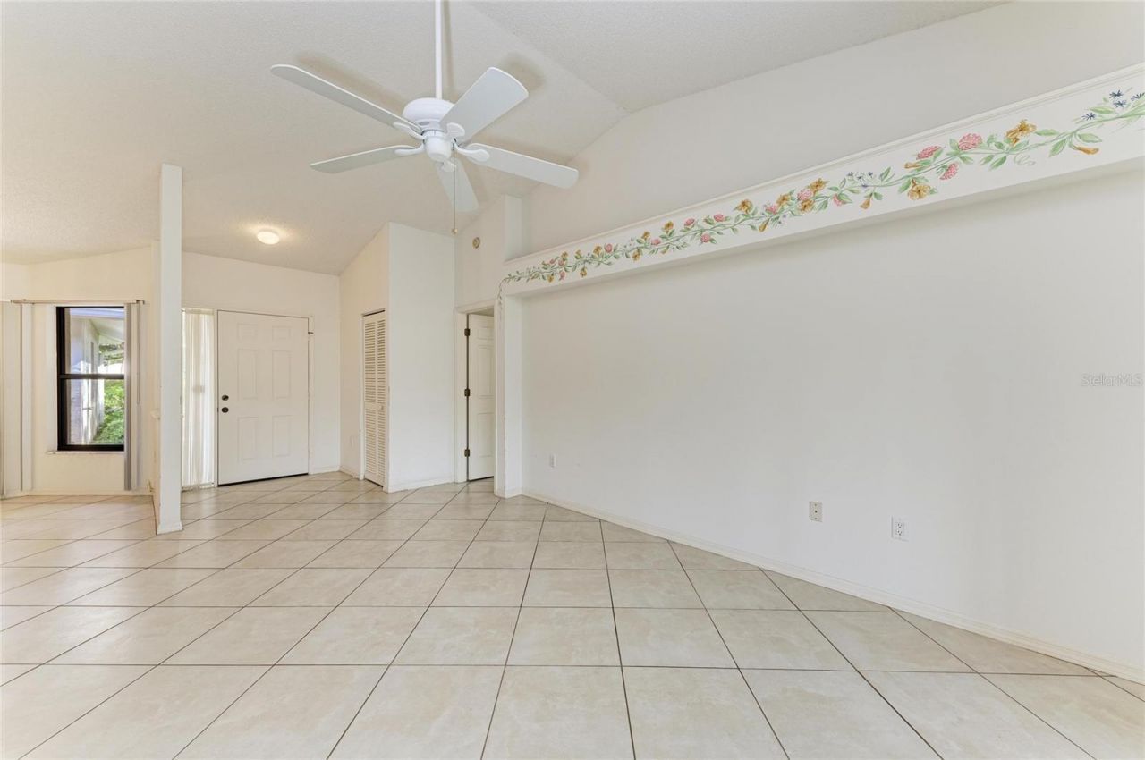 101 Southampton Place N, Unit 248, Venice, FL 34293 Photo